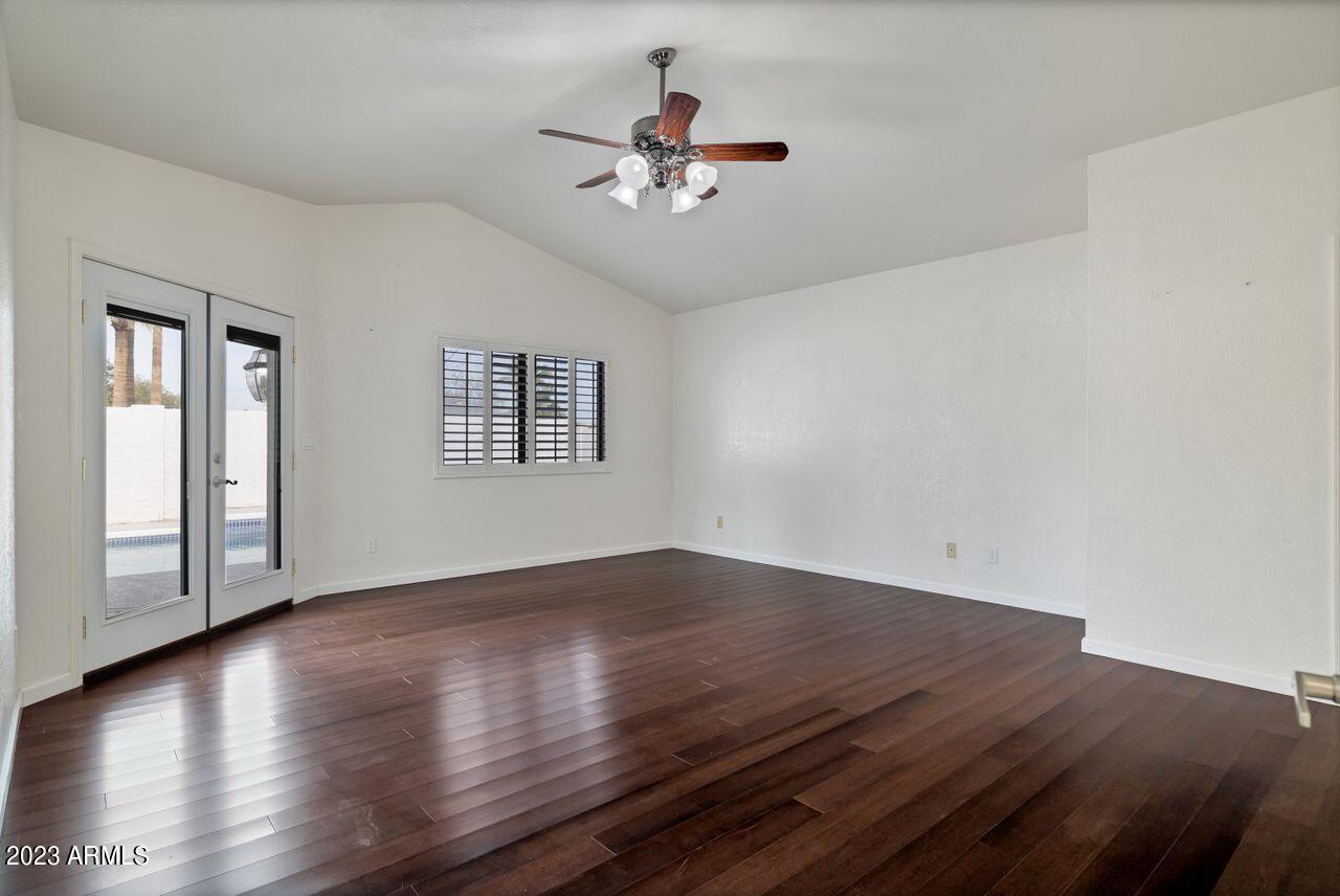 3432 E GOLDEN VISTA Lane