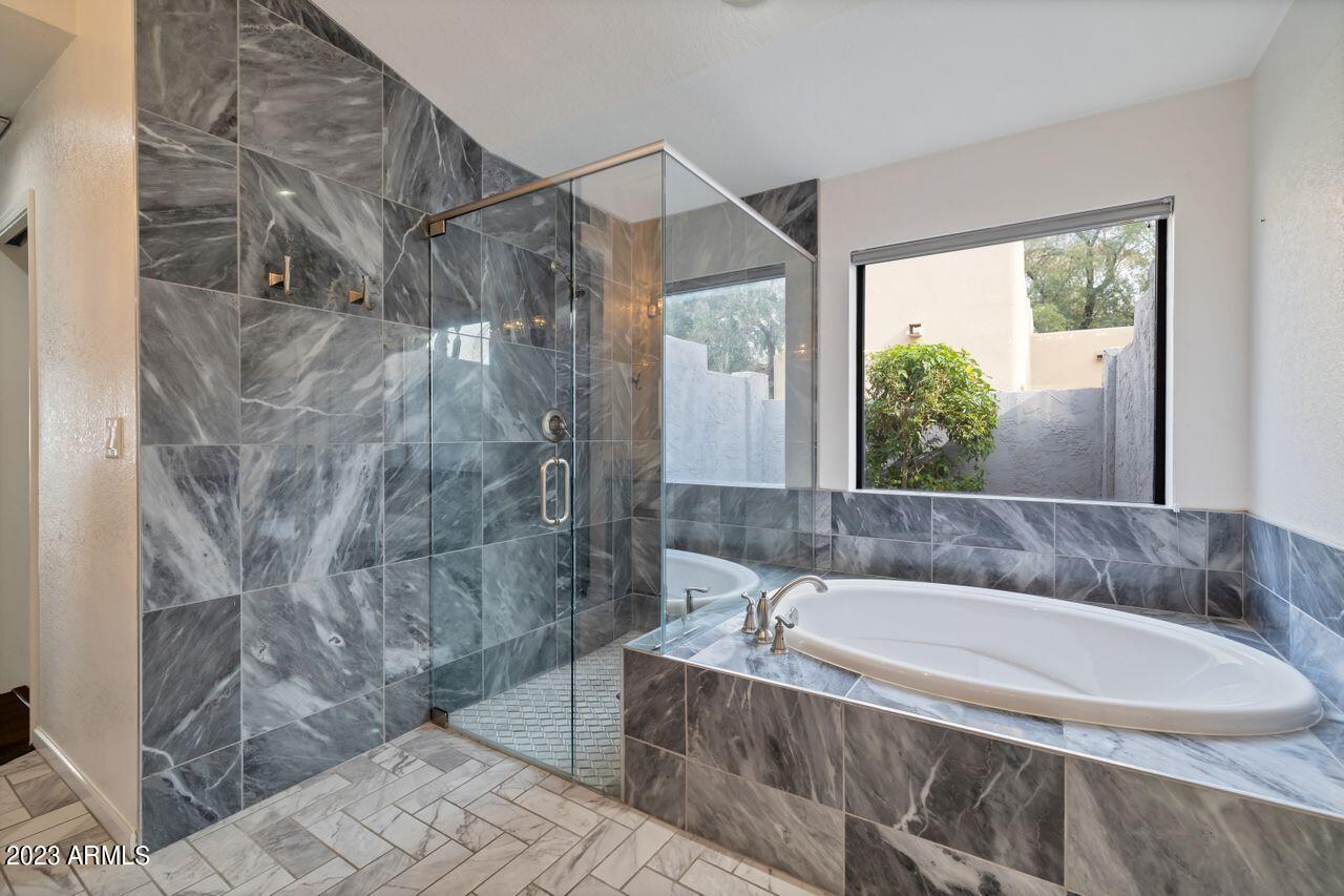 3432 E GOLDEN VISTA Lane