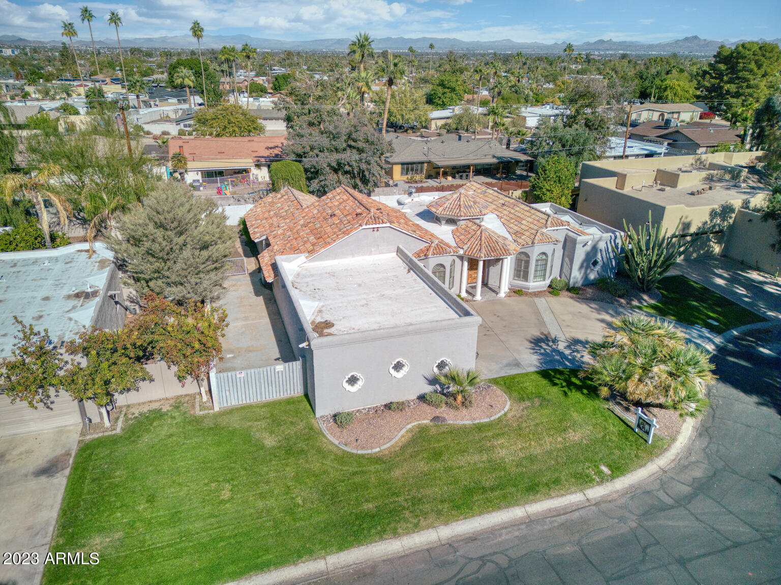 3432 E GOLDEN VISTA Lane
