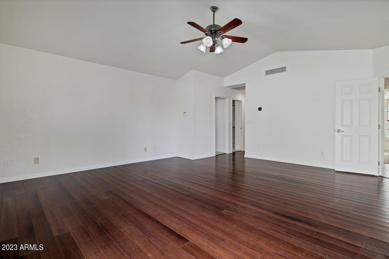 3432 E GOLDEN VISTA Lane