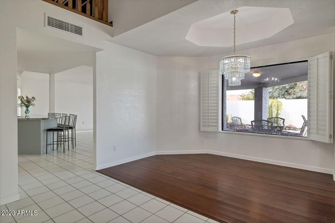 3432 E GOLDEN VISTA Lane