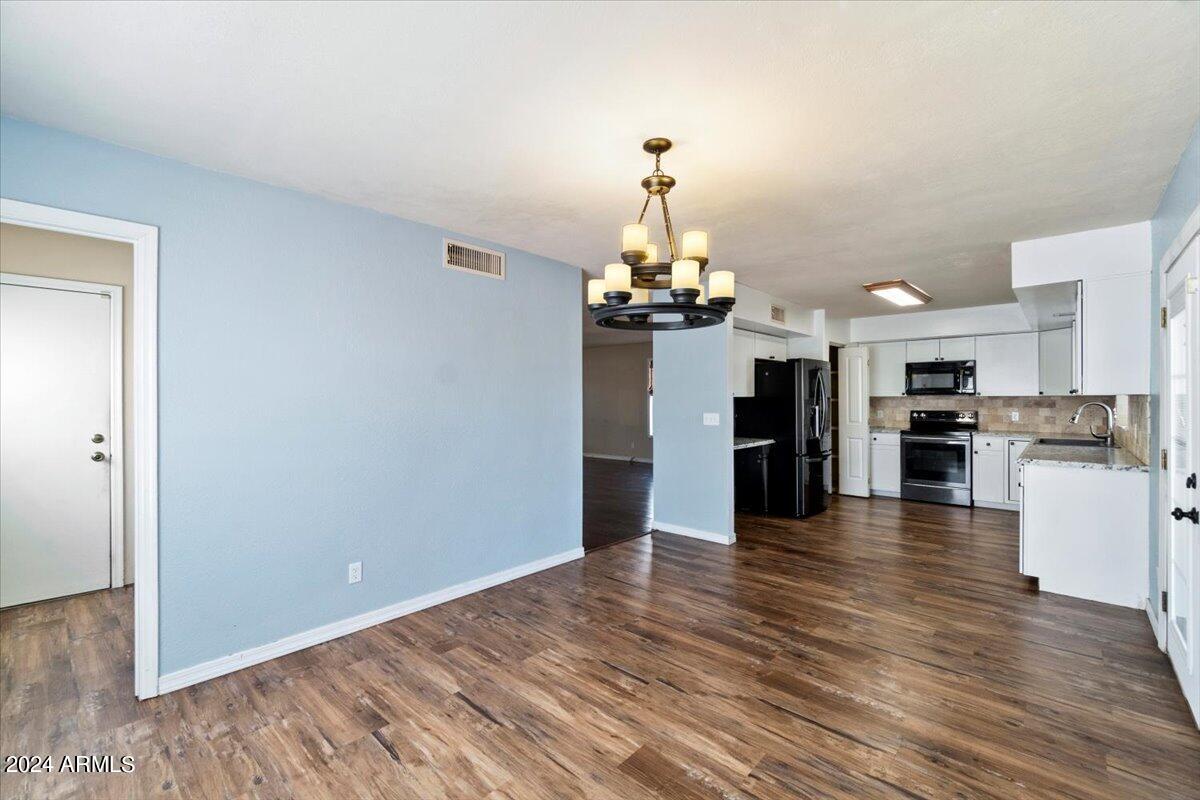 19043 N 13TH Place