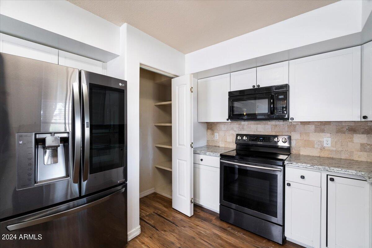 19043 N 13TH Place