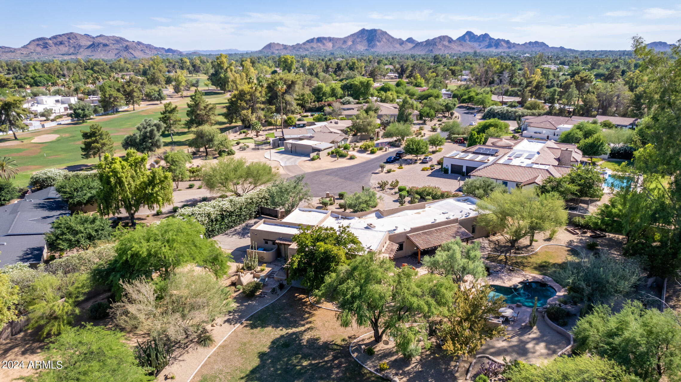 12012 N OAKHURST Way