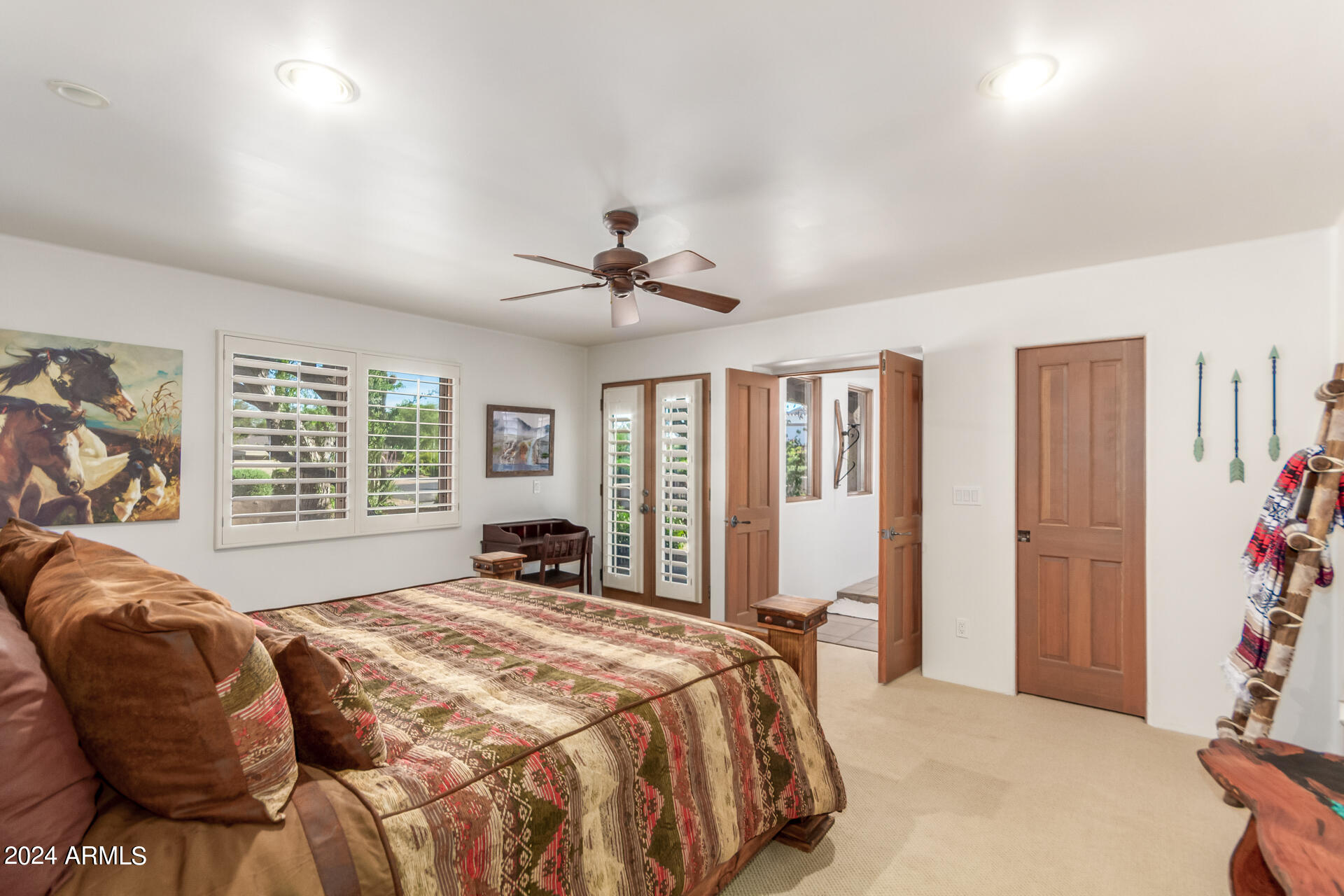 12012 N OAKHURST Way