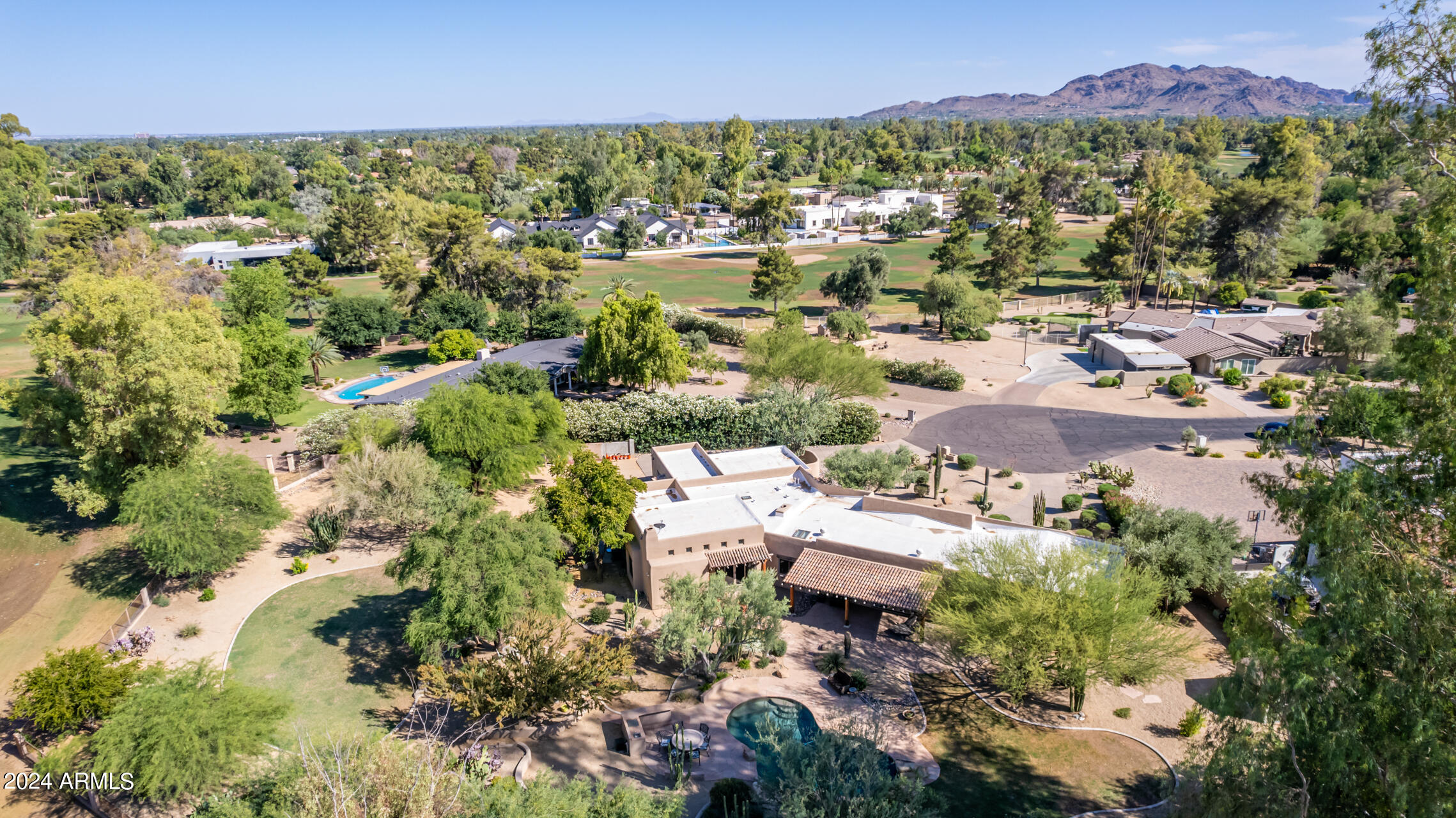 12012 N OAKHURST Way