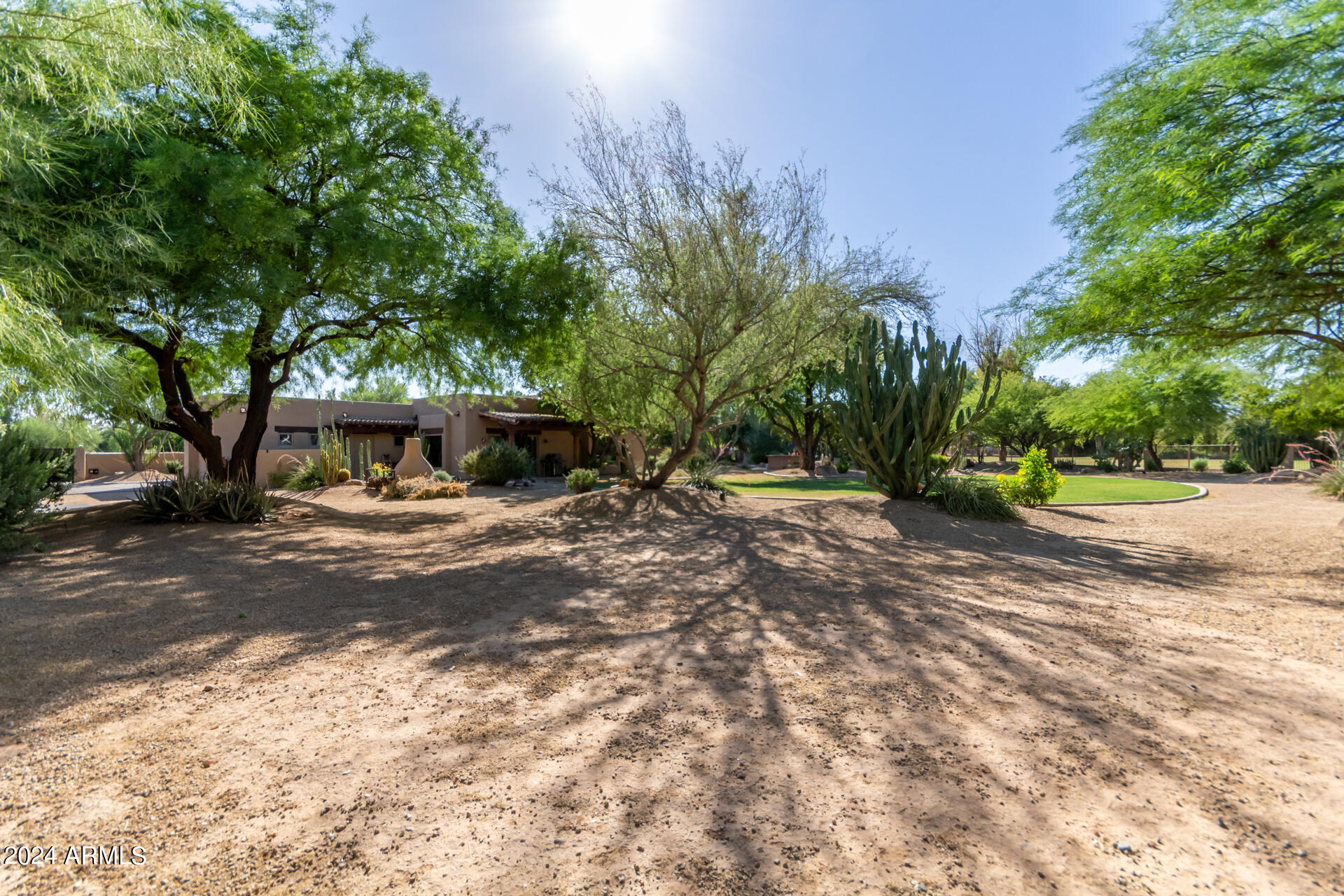 12012 N OAKHURST Way