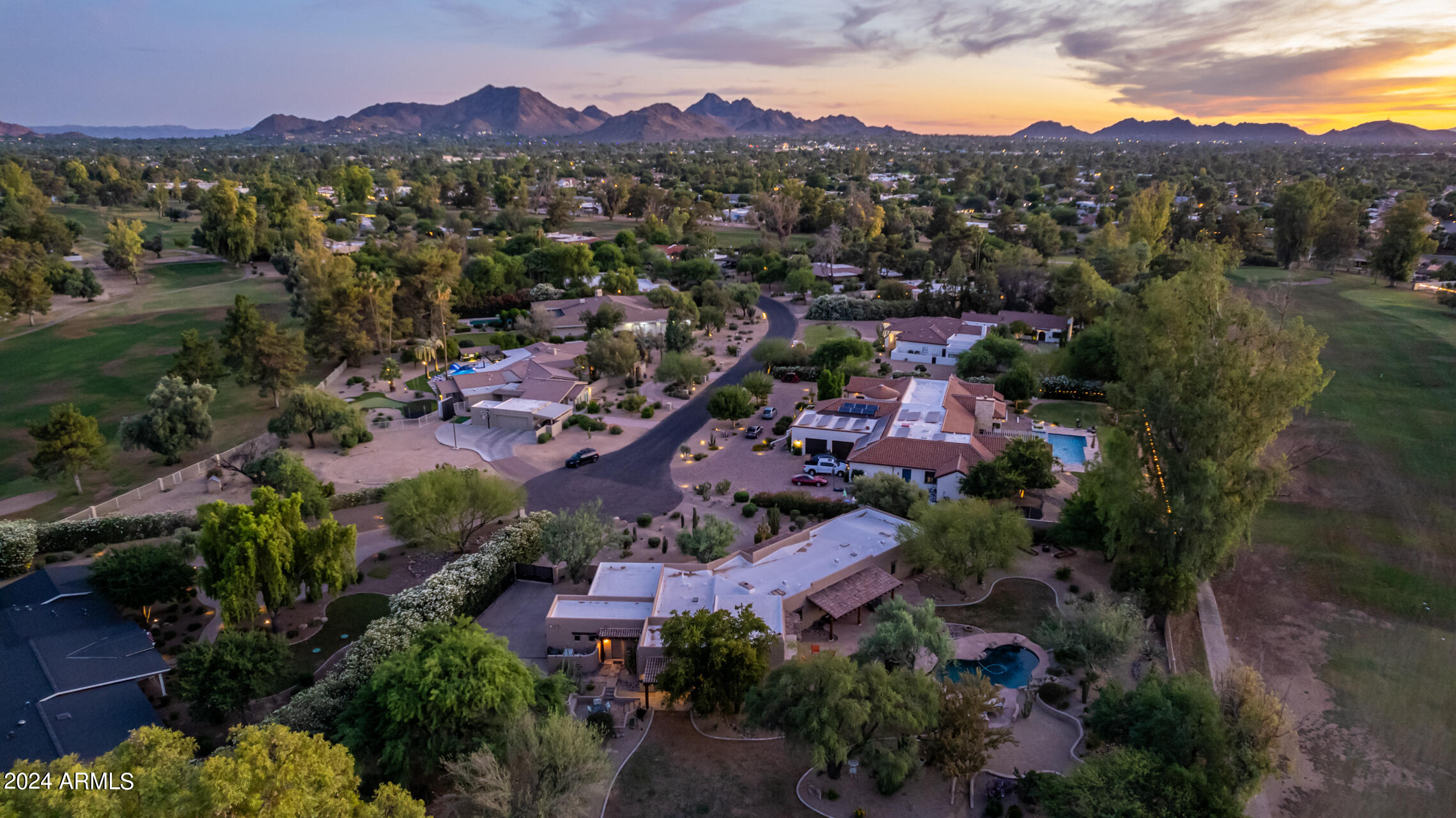 12012 N OAKHURST Way