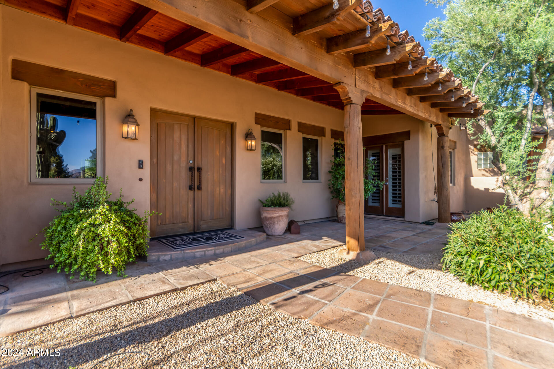 12012 N OAKHURST Way