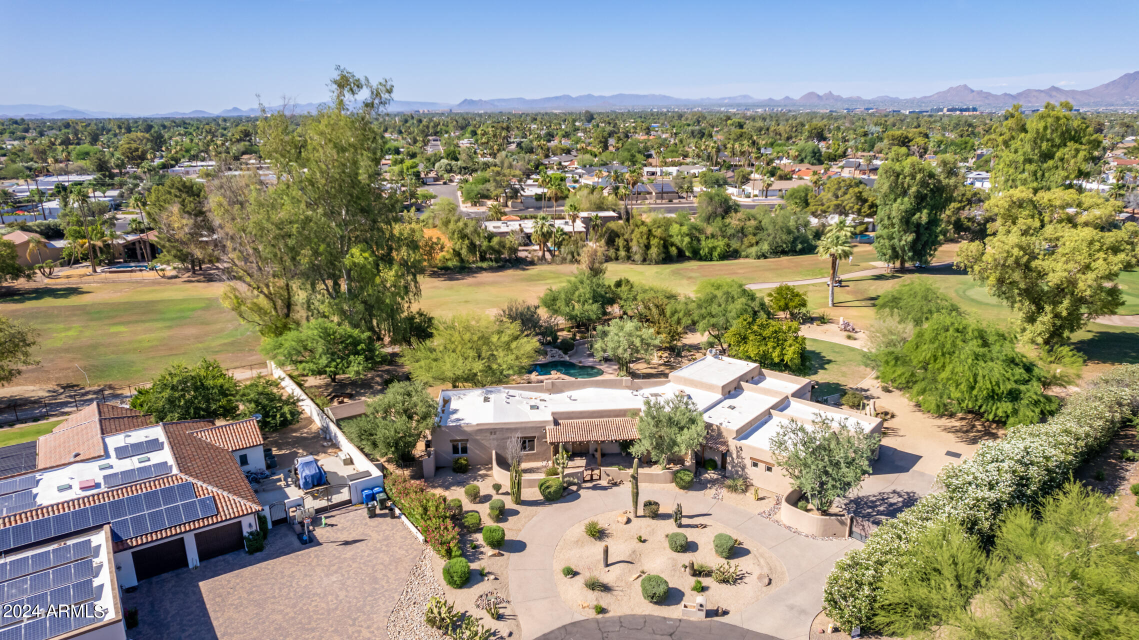 12012 N OAKHURST Way