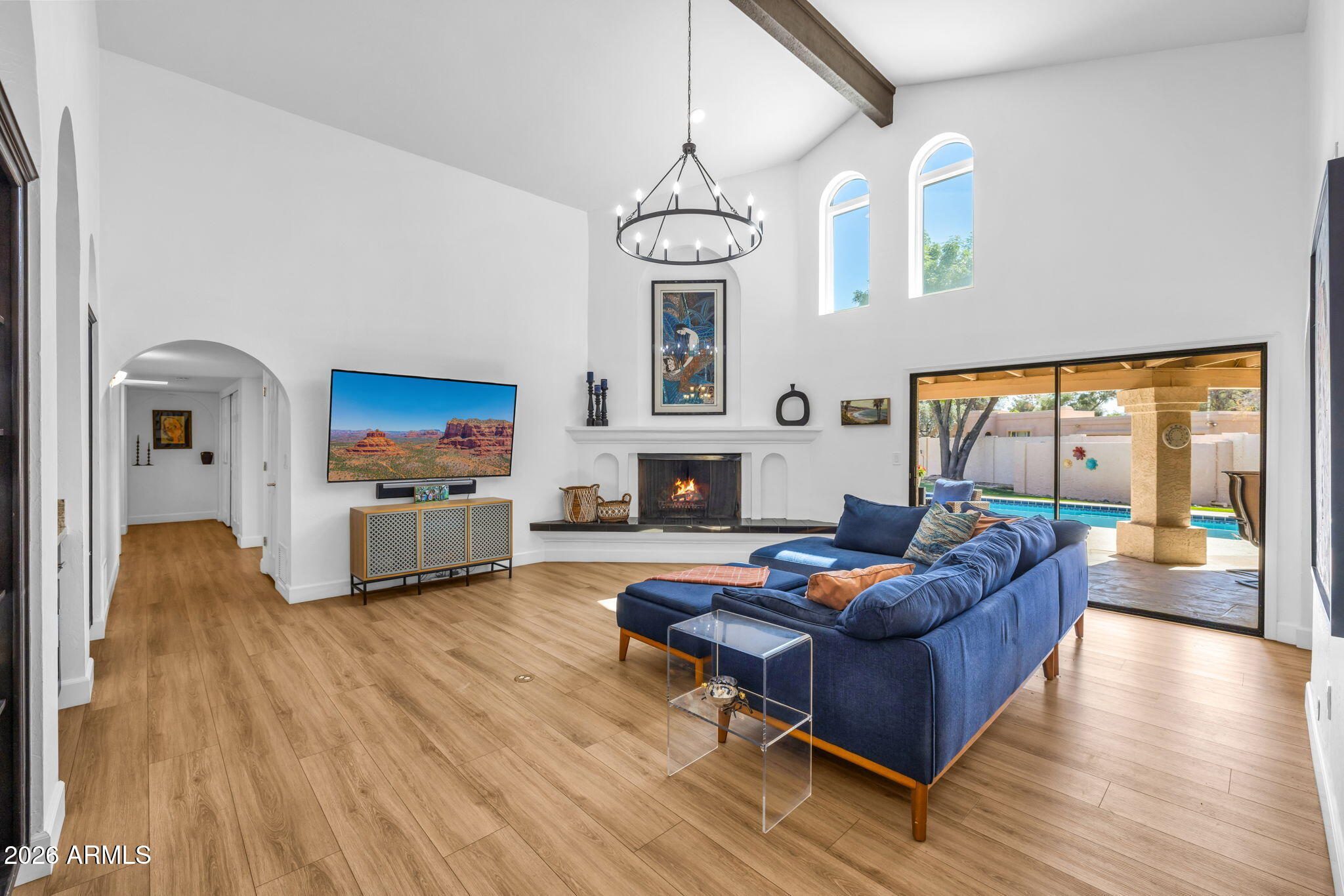 5013 E CHOLLA Street