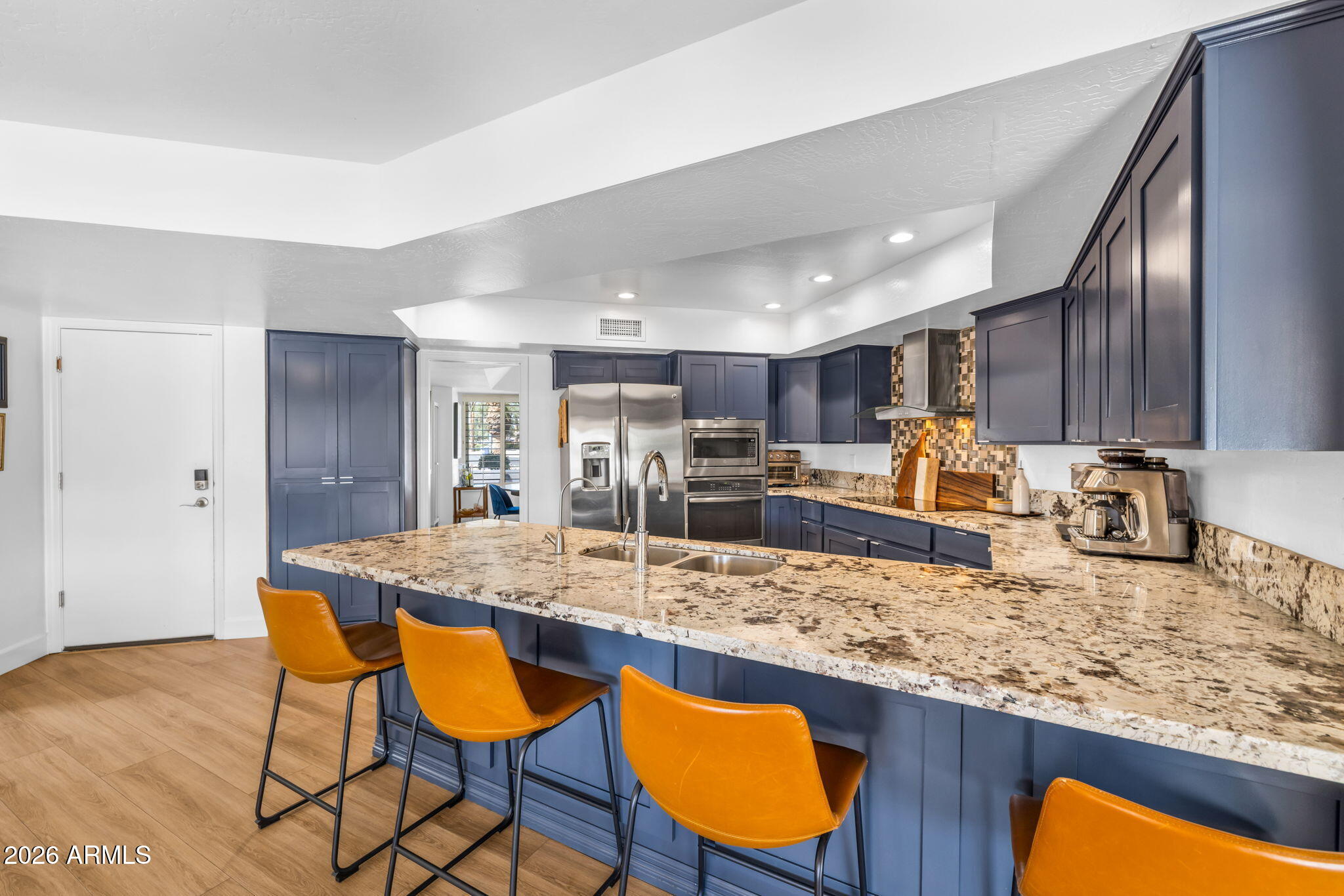 5013 E CHOLLA Street