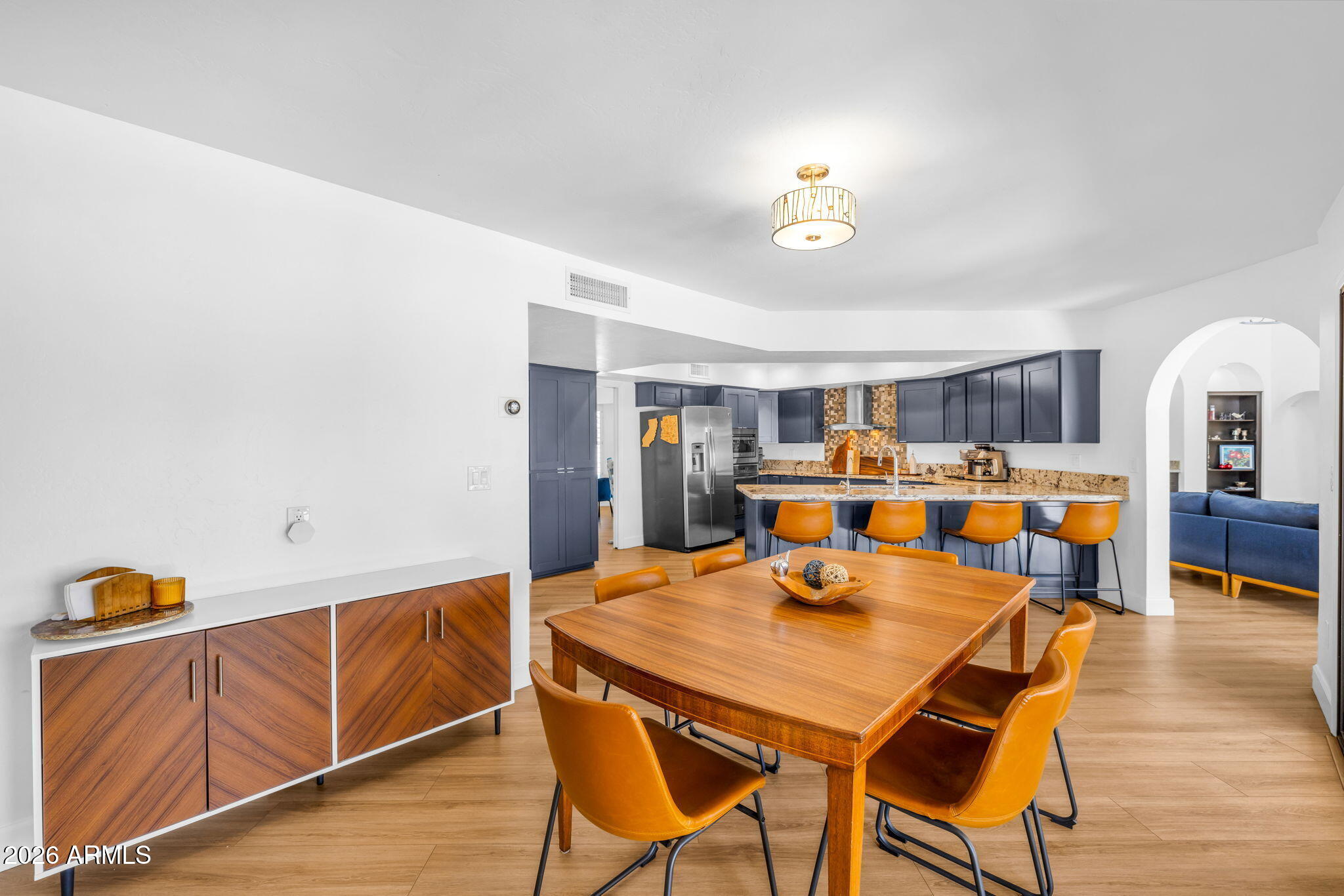 5013 E CHOLLA Street