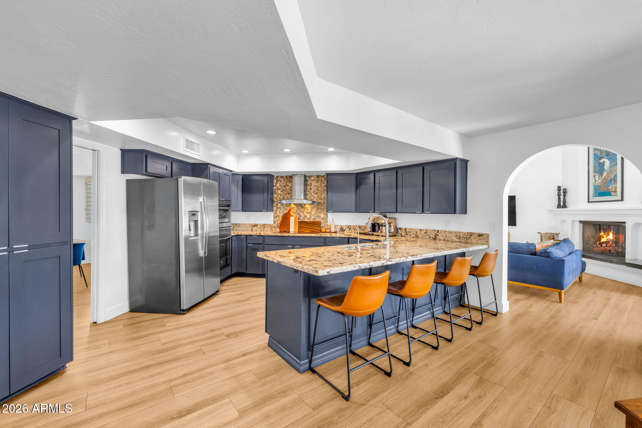 5013 E CHOLLA Street