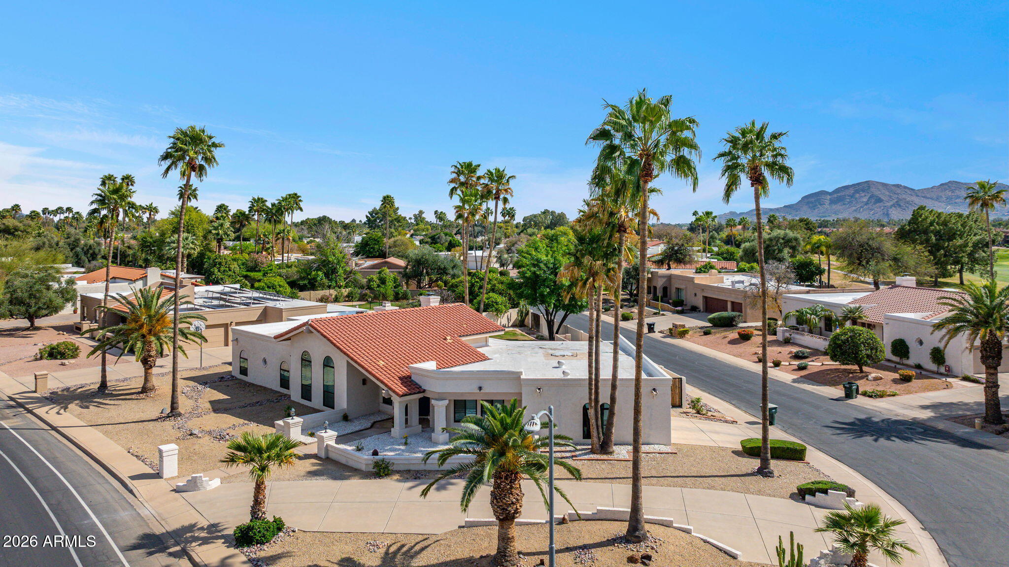 5013 E CHOLLA Street