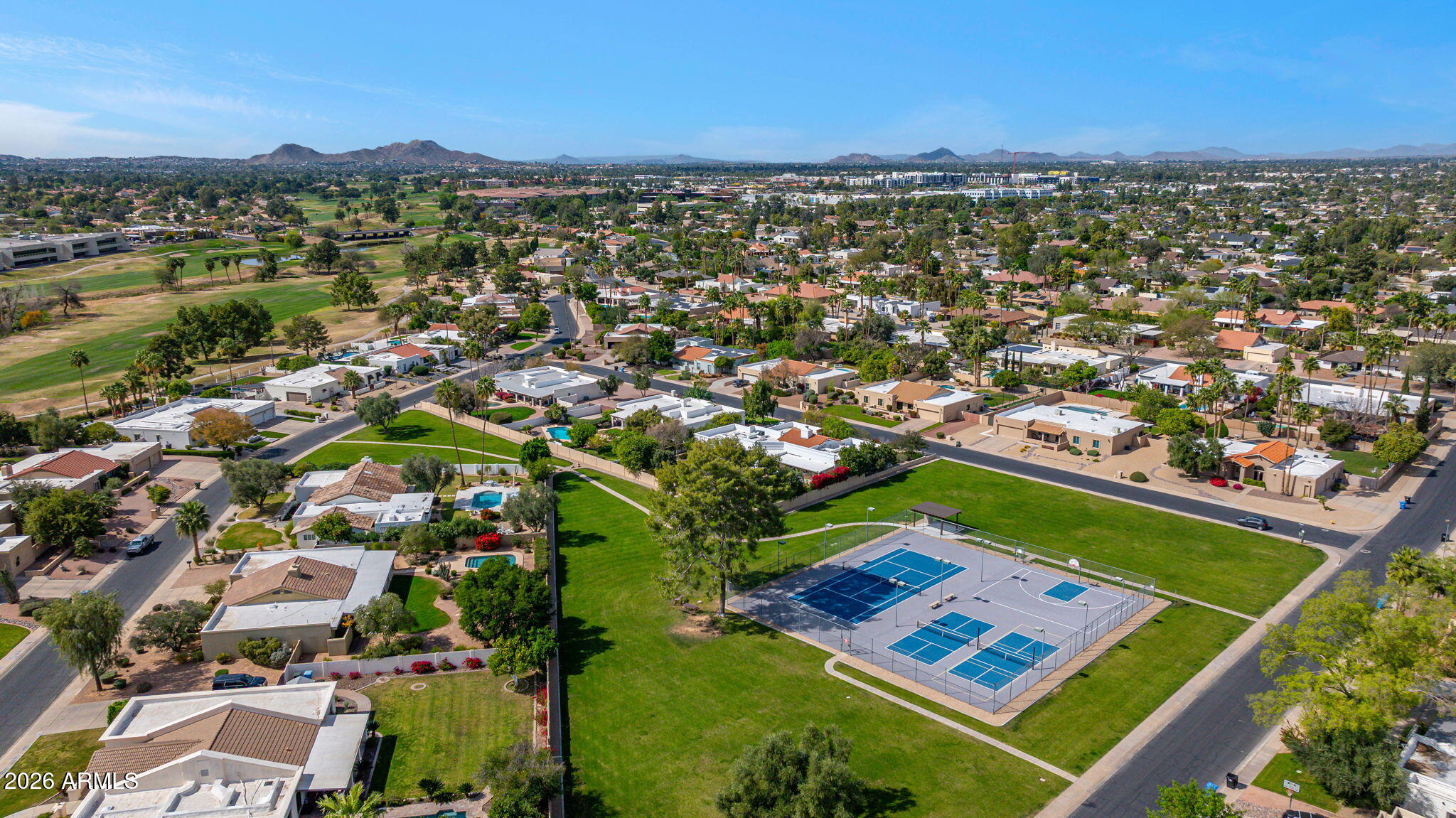 5013 E CHOLLA Street