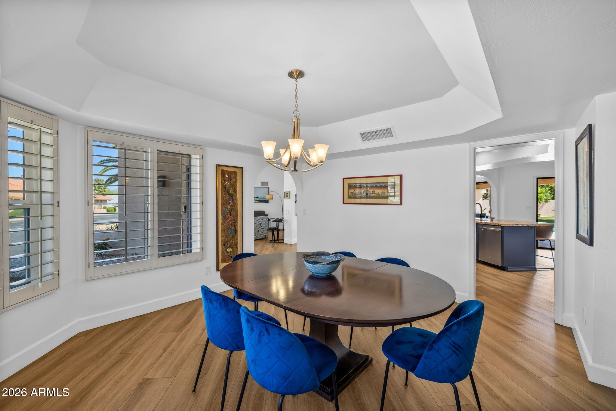 5013 E CHOLLA Street