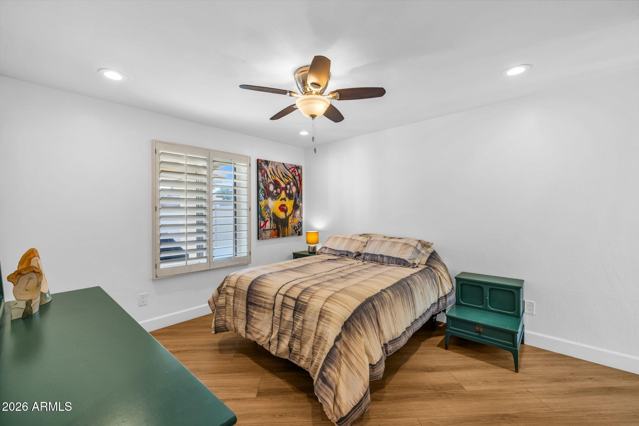 5013 E CHOLLA Street