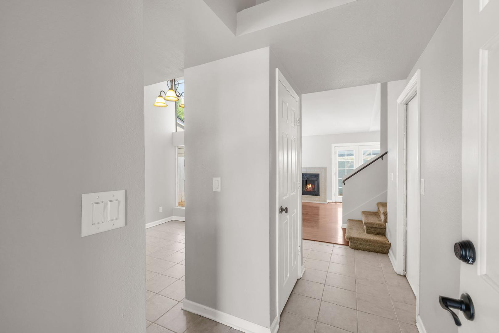 3513 E Le Marche Avenue
