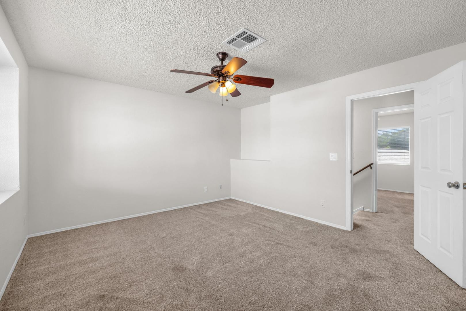 3513 E Le Marche Avenue
