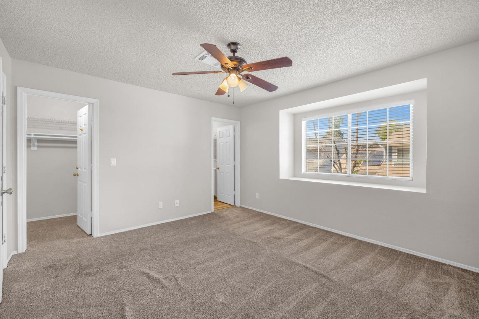3513 E Le Marche Avenue
