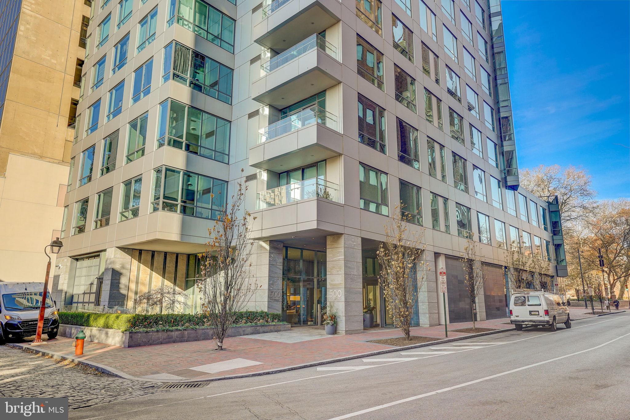 500 Walnut STREET Unit: 601