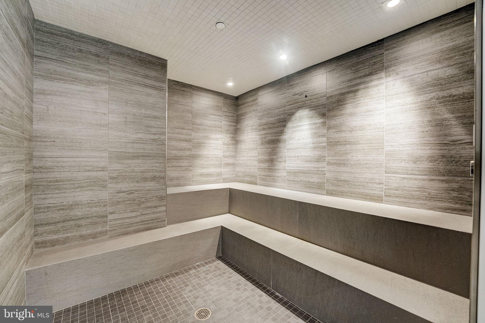 500 Walnut STREET Unit: 601