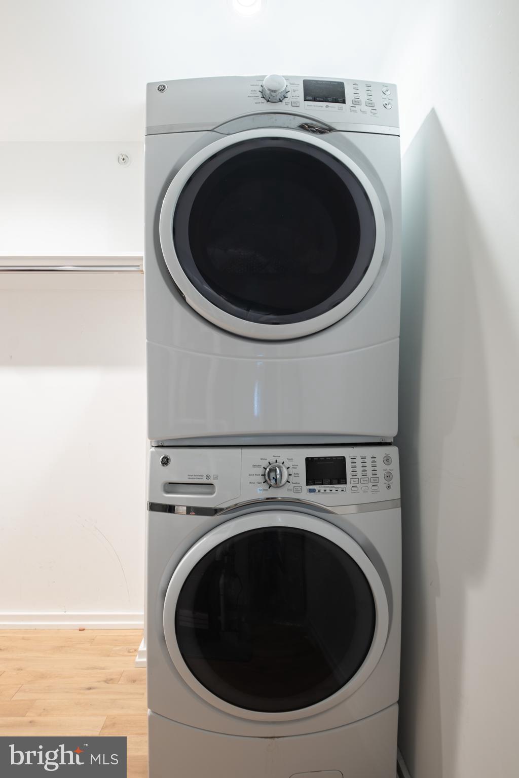 204 S Delhi STREET Unit: R4