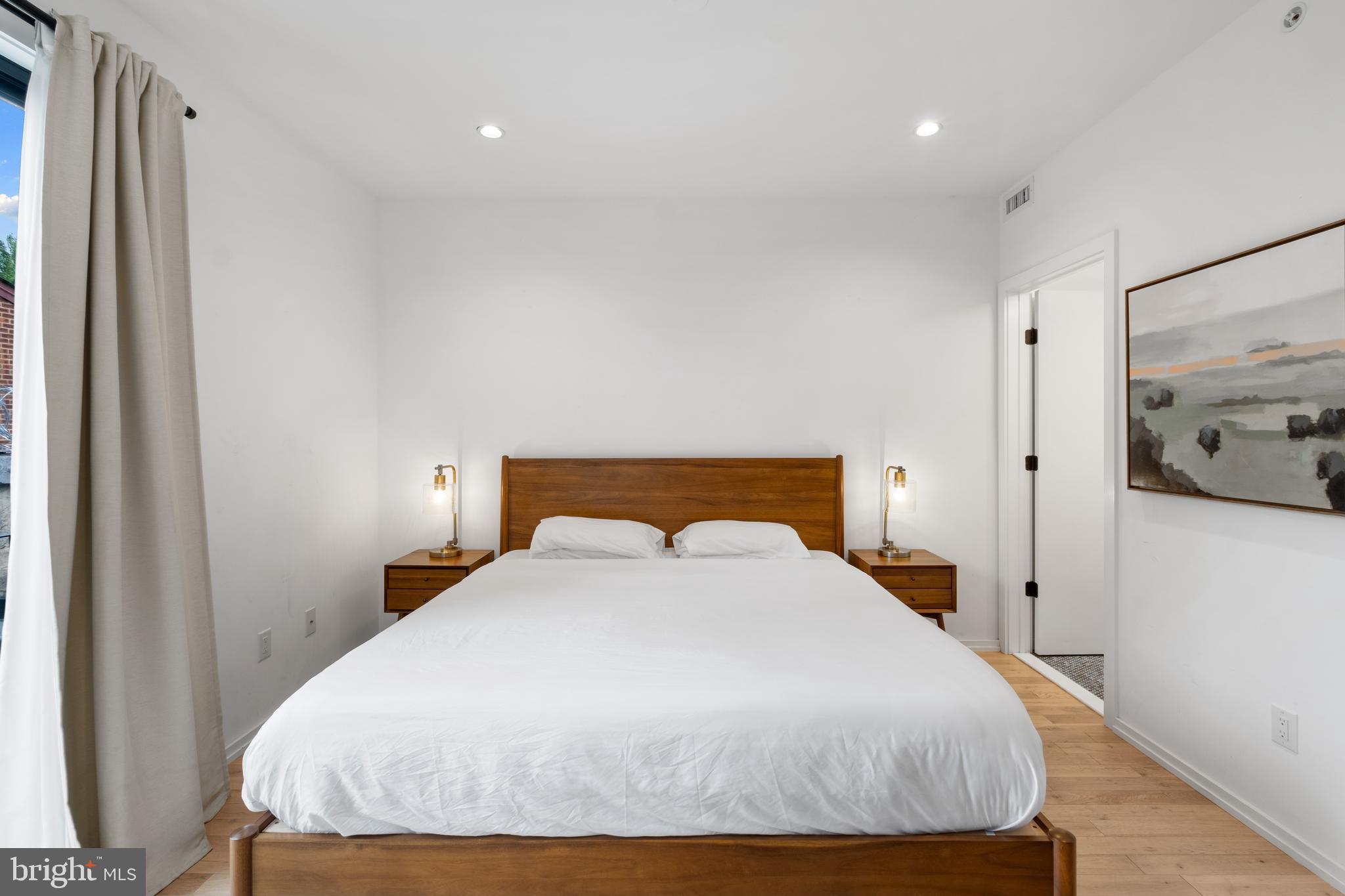 204 S Delhi STREET Unit: R4
