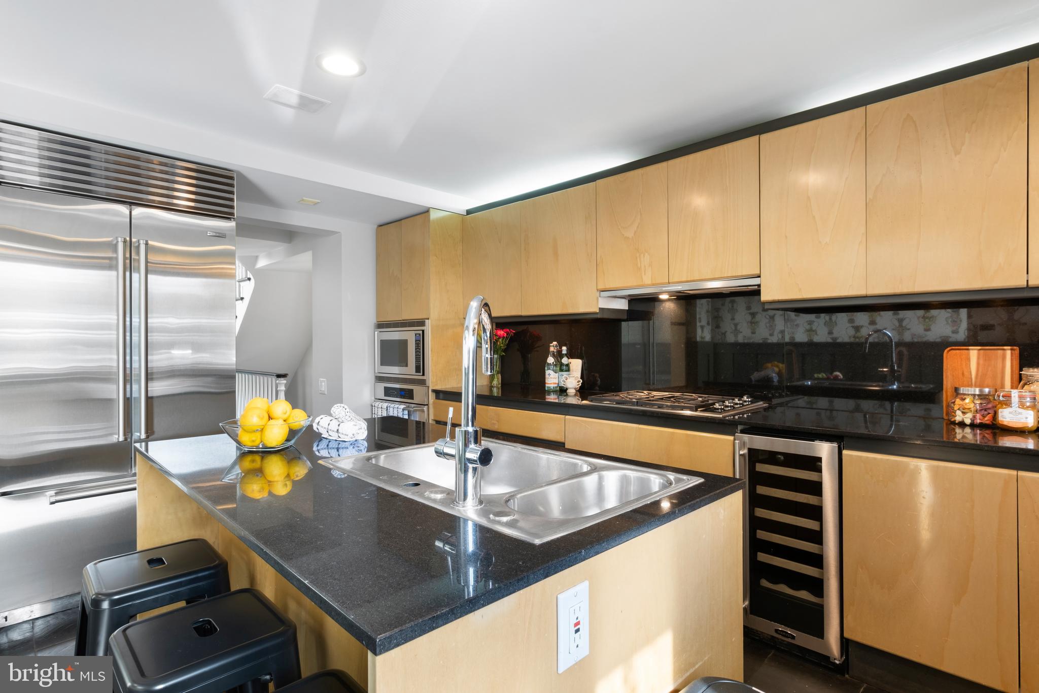 634 Spruce STREET
