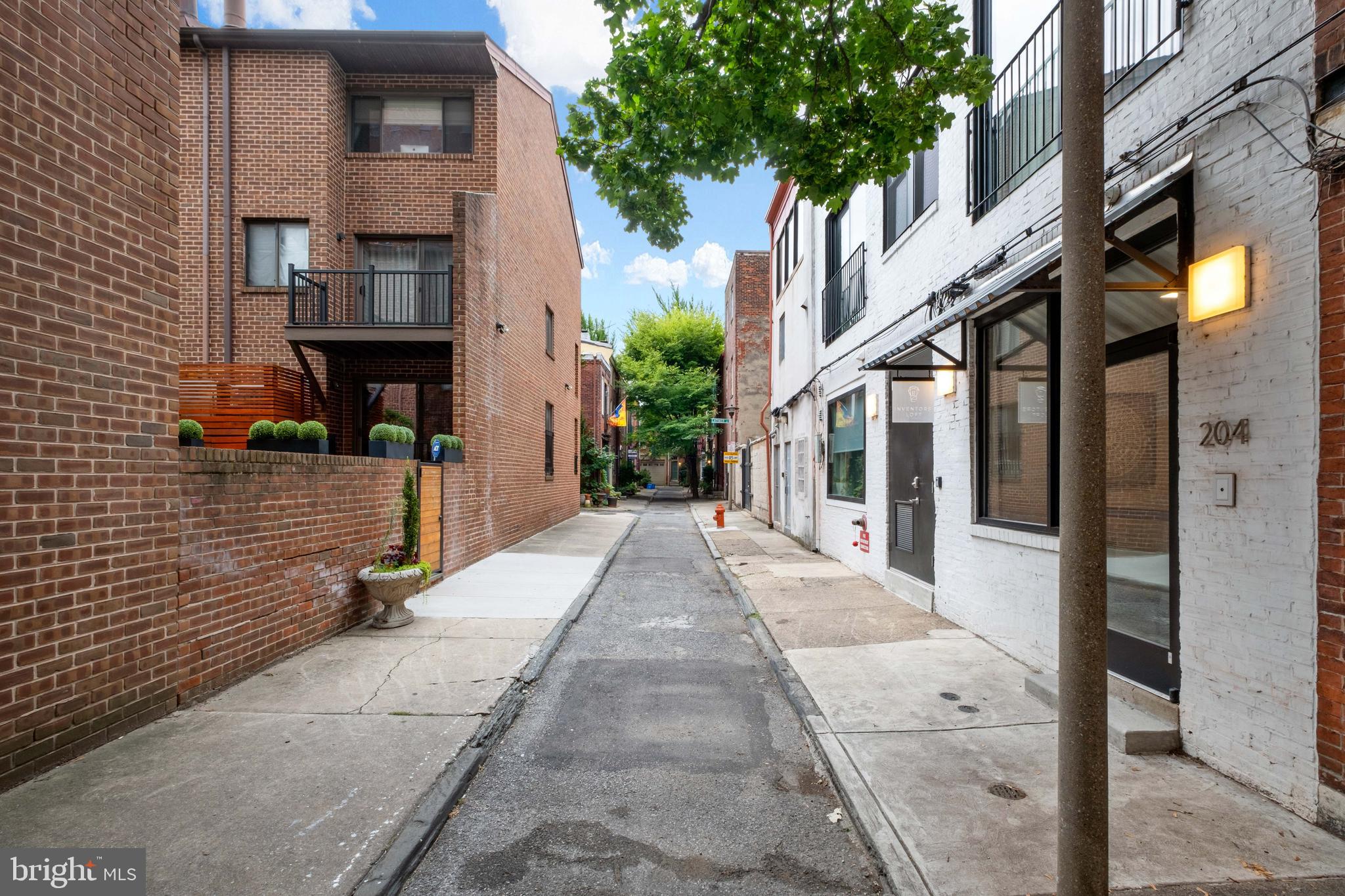 204 S Delhi STREET Unit: R2