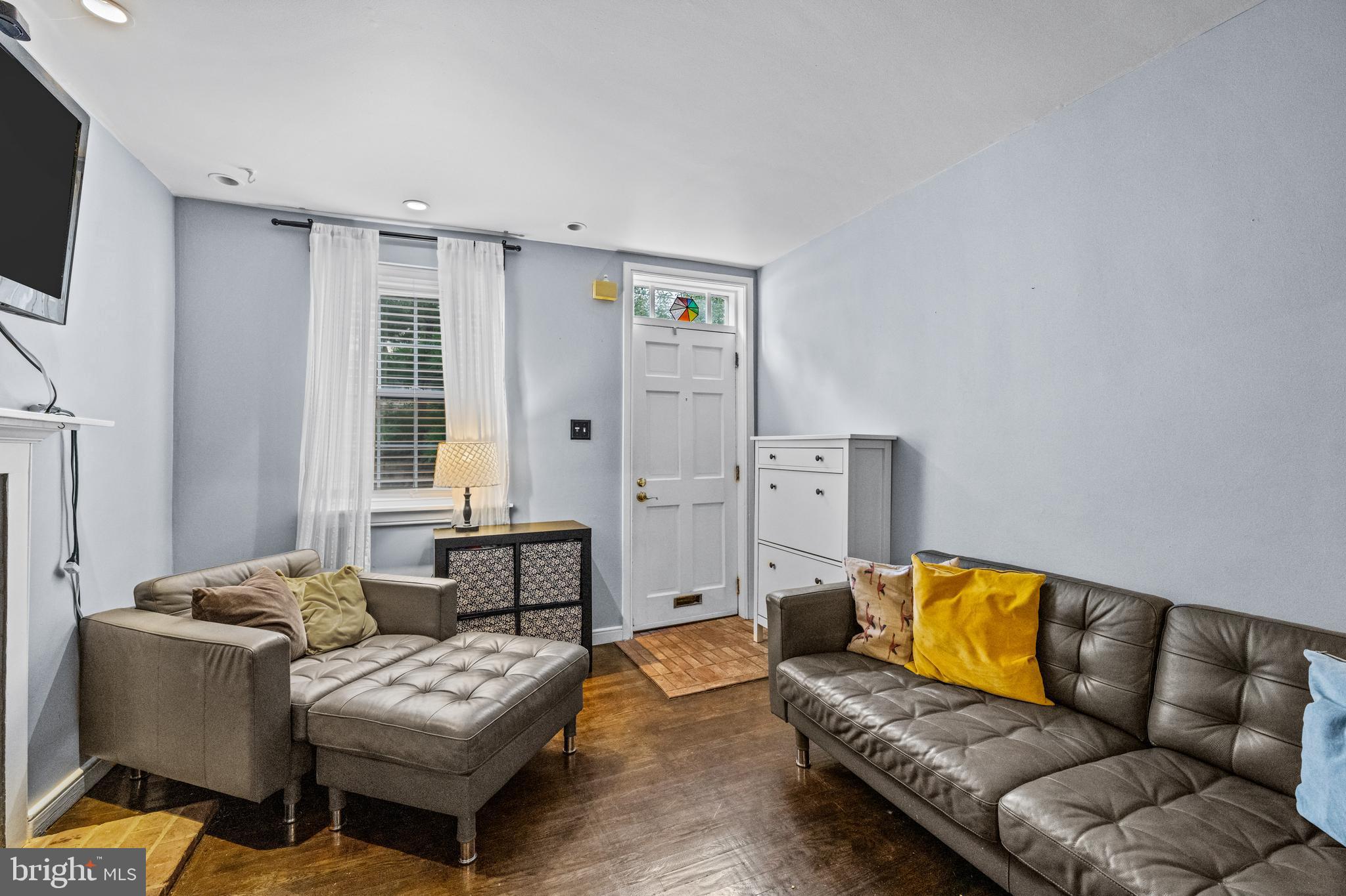 725-727 Pemberton St #6