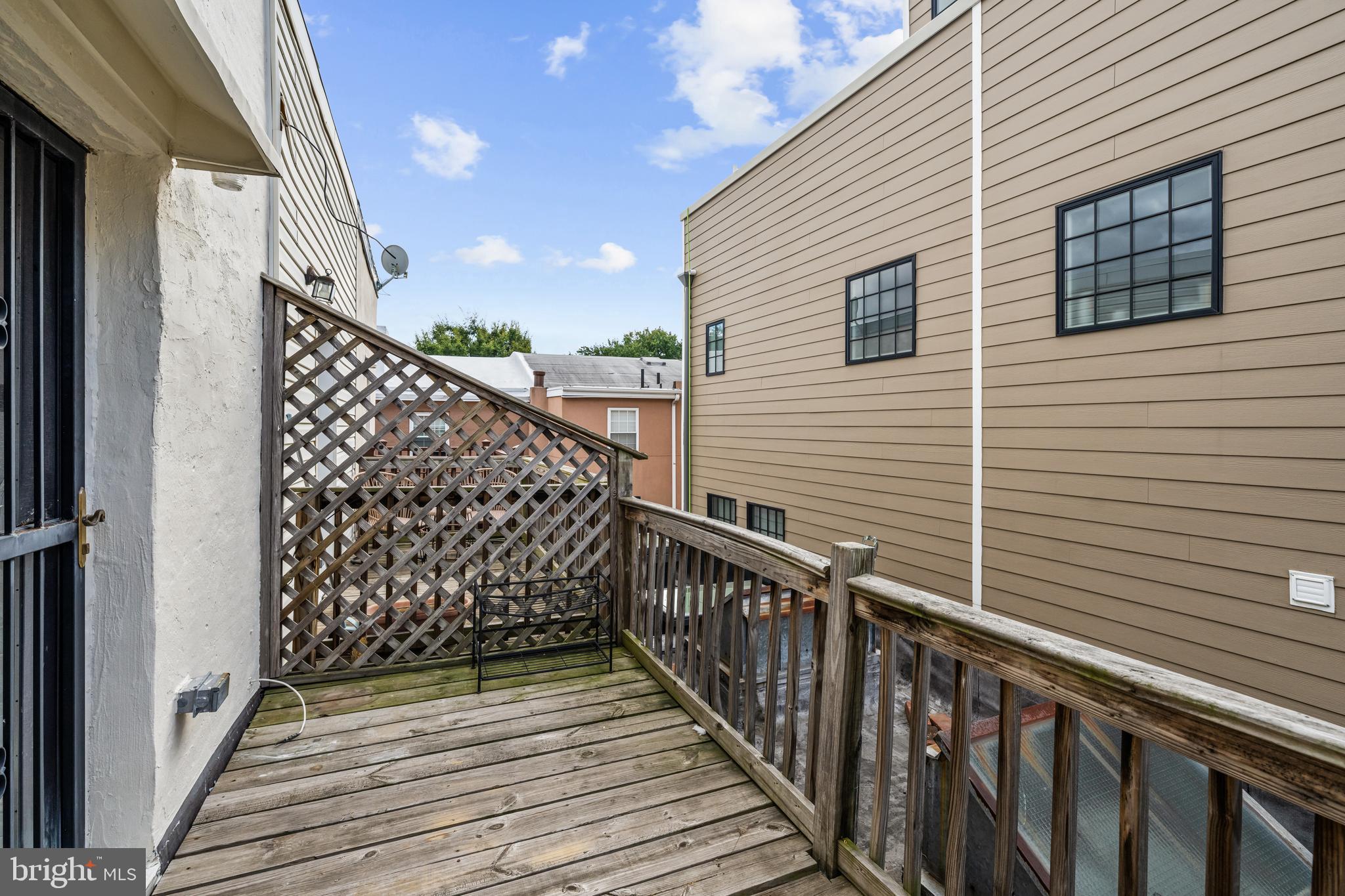 725-727 Pemberton St #6