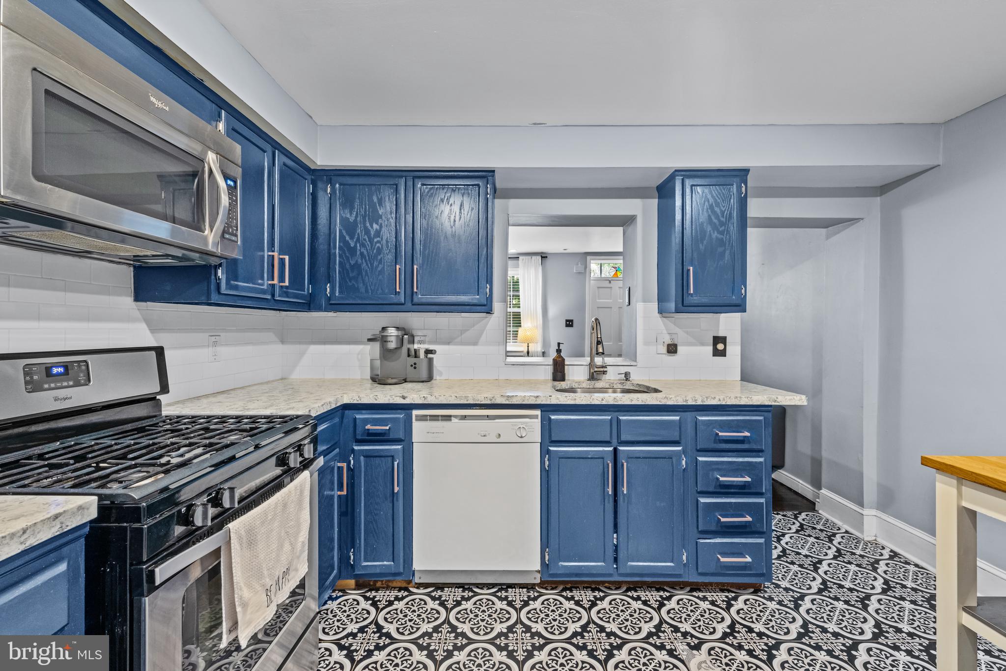 725-727 Pemberton St #6