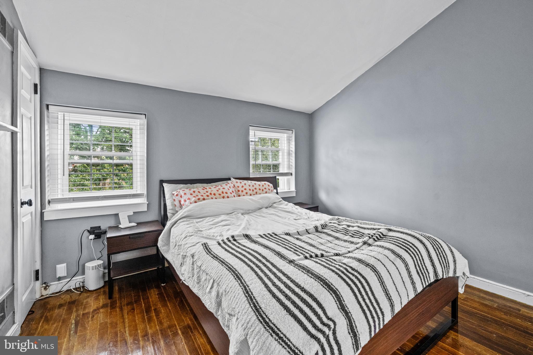 725-727 Pemberton St #6