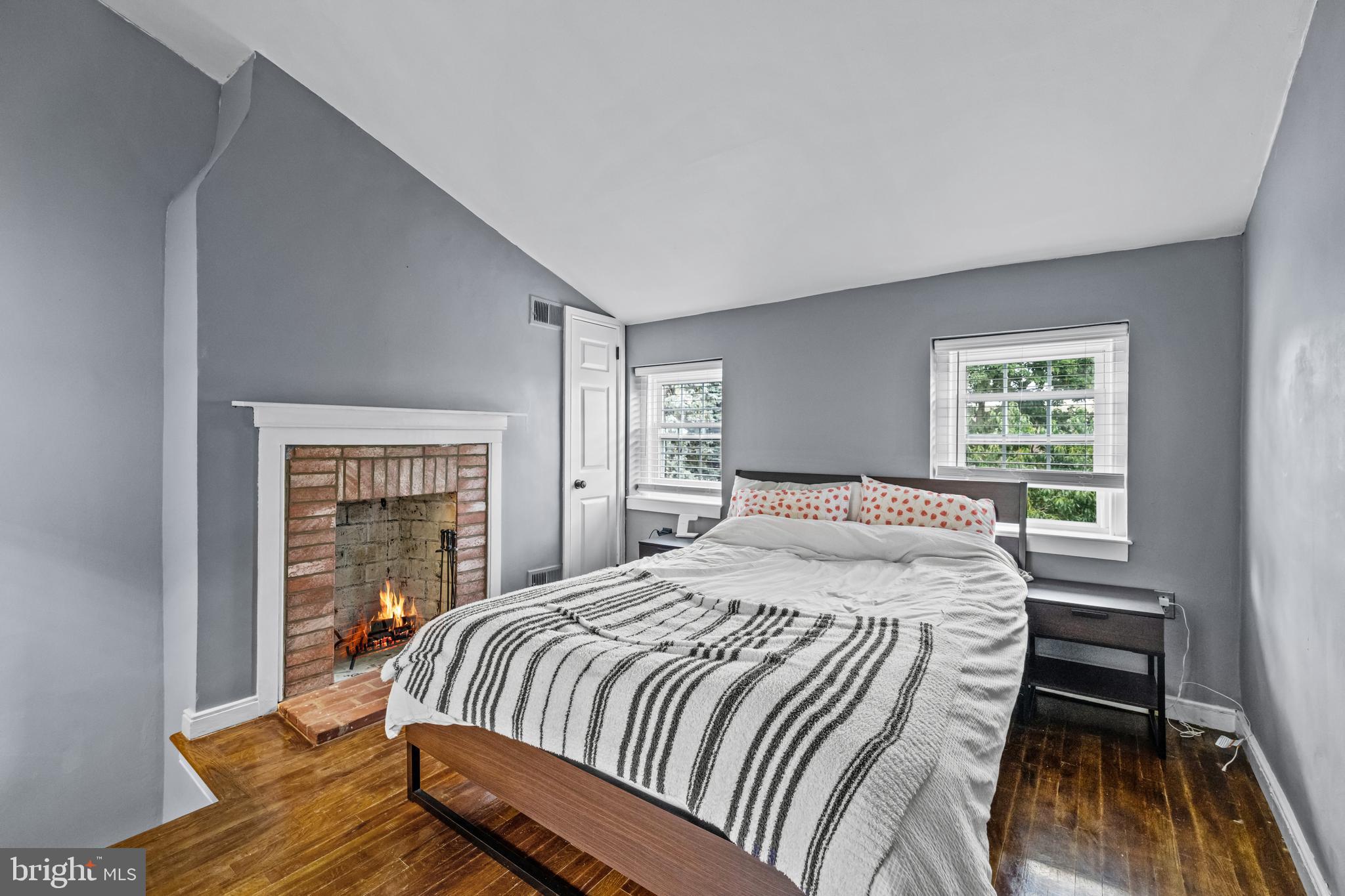 725-727 Pemberton St #6