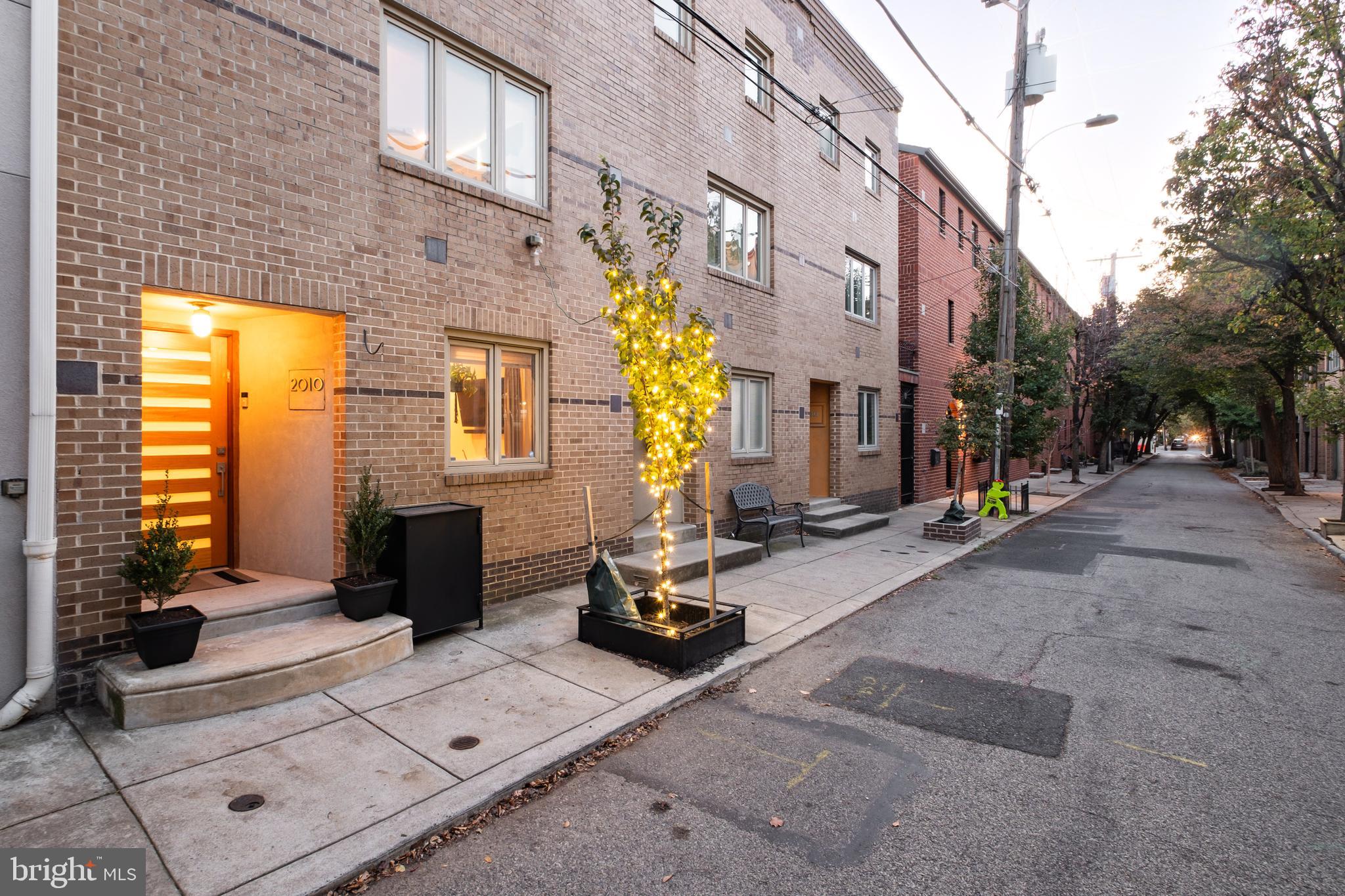 2010 Naudain St