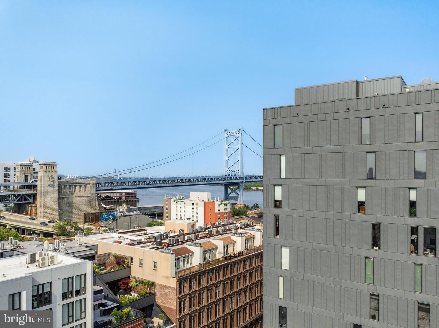 108 Arch St #304