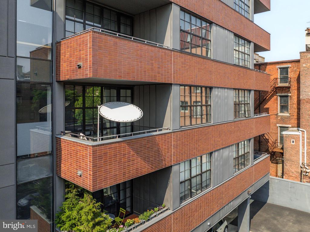 108 Arch St #304