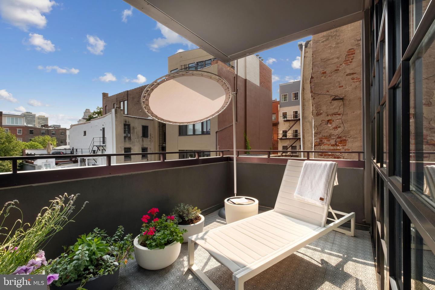 108 Arch St #304