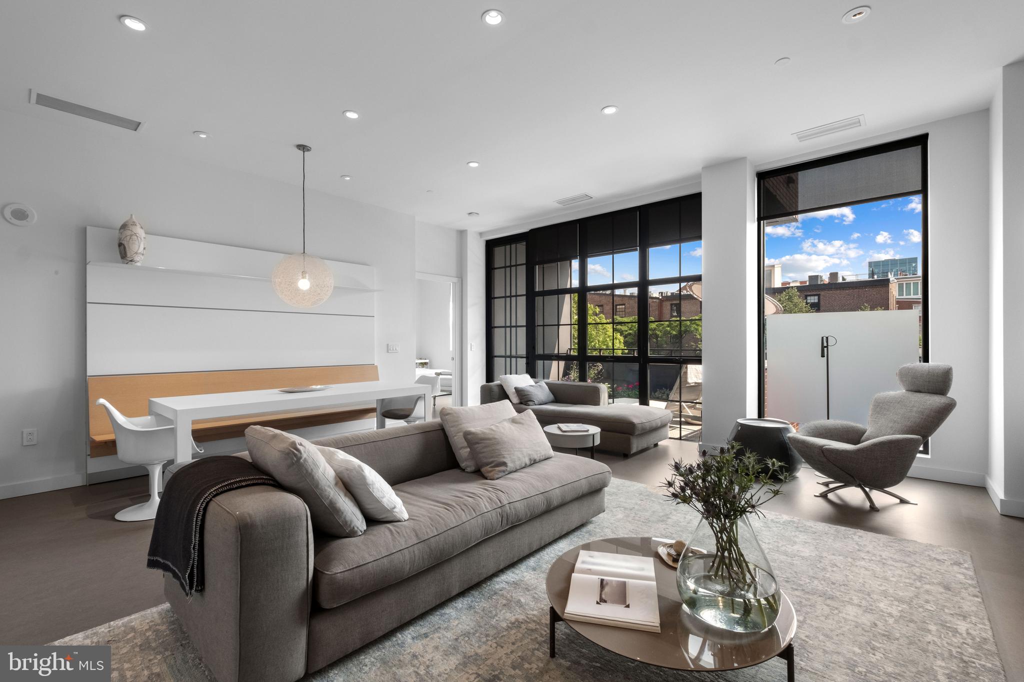 108 Arch St #304