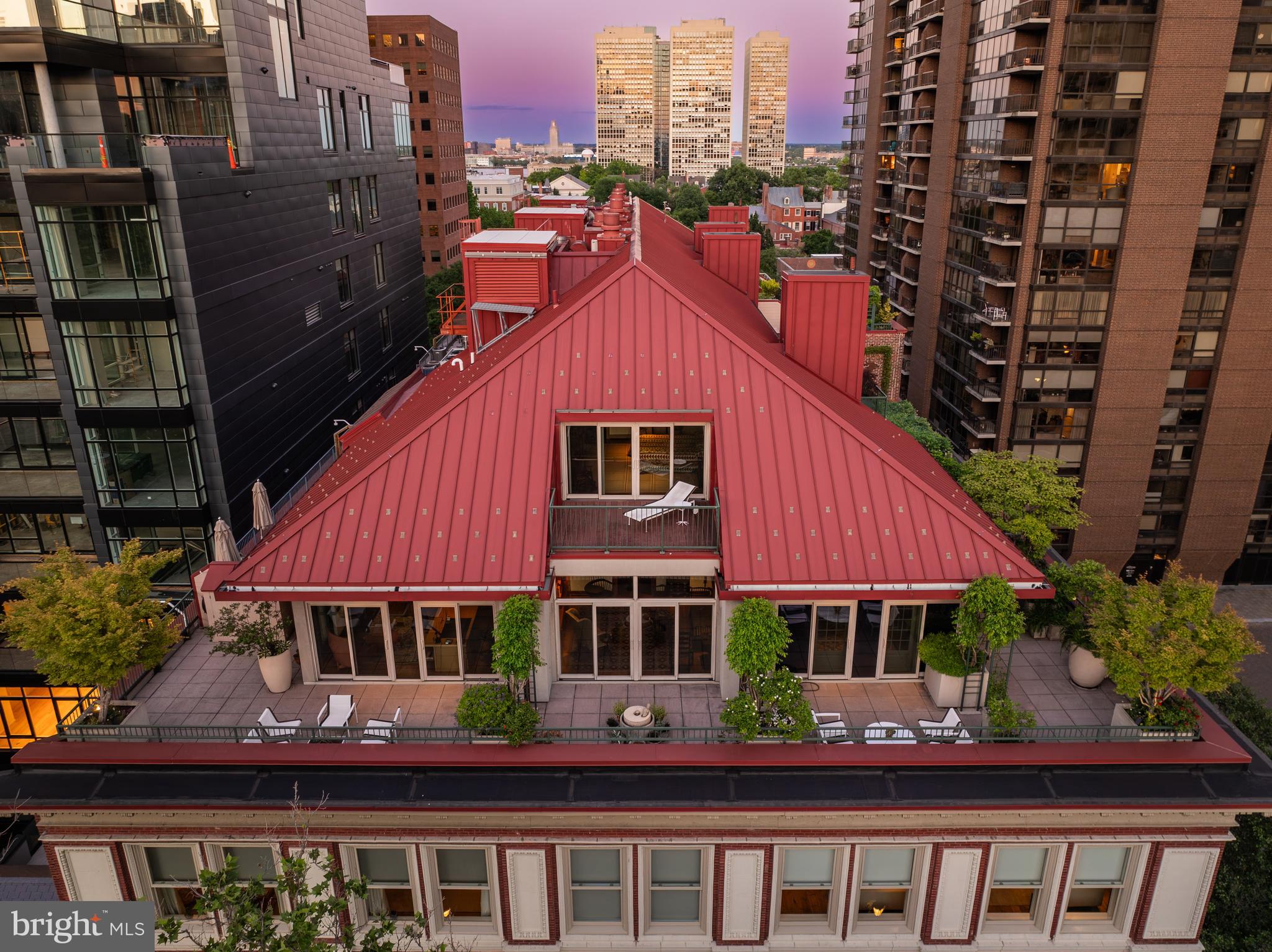 227 S 6TH STREET 31 PH-W