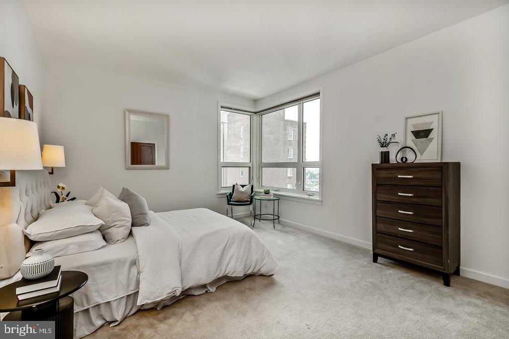 1820 RITTENHOUSE SQUARE Unit: 1601