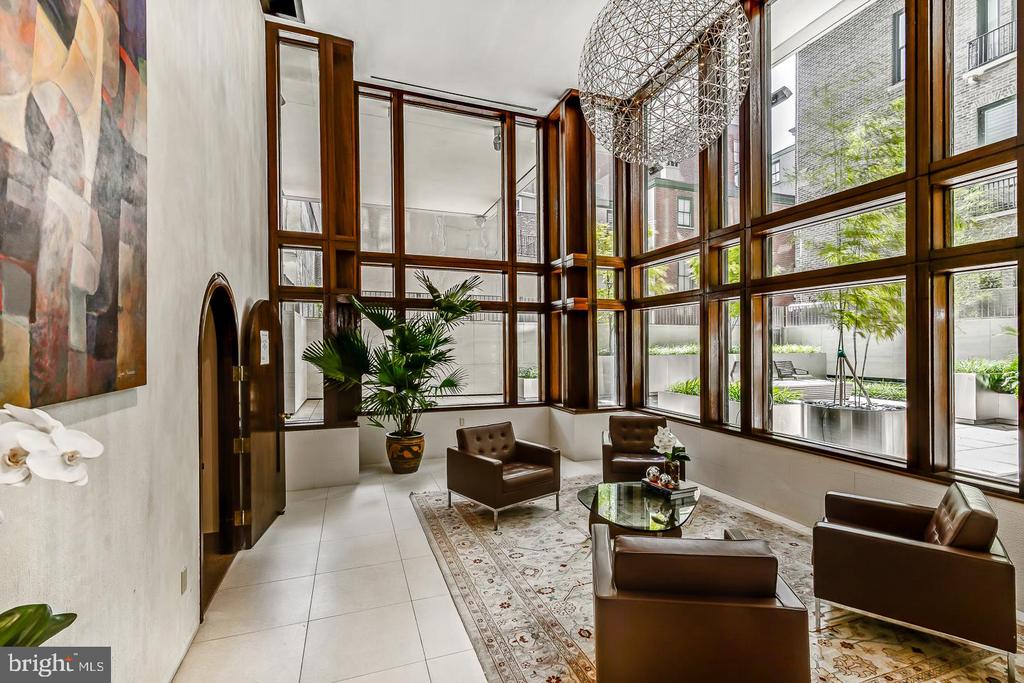 1820 RITTENHOUSE SQUARE Unit: 1601