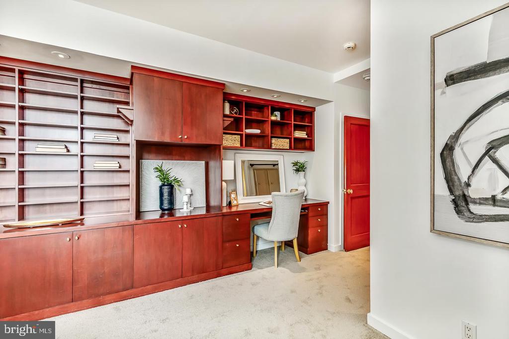 1820 RITTENHOUSE SQUARE Unit: 1601