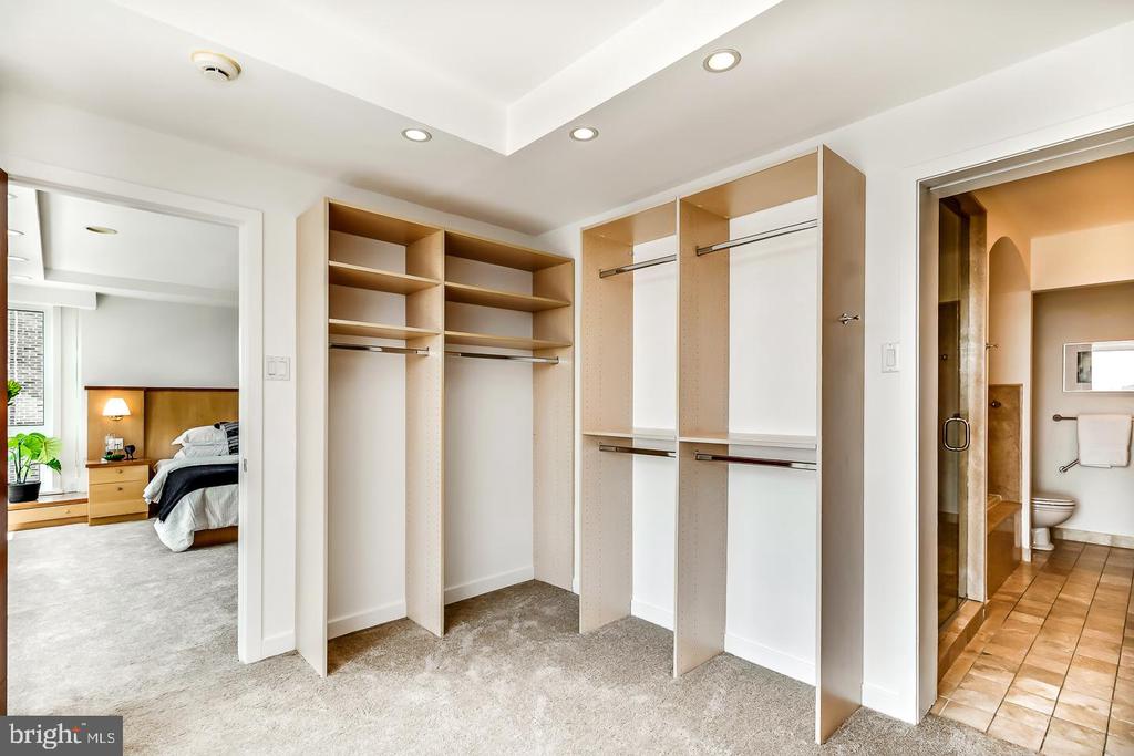 1820 RITTENHOUSE SQUARE Unit: 1601