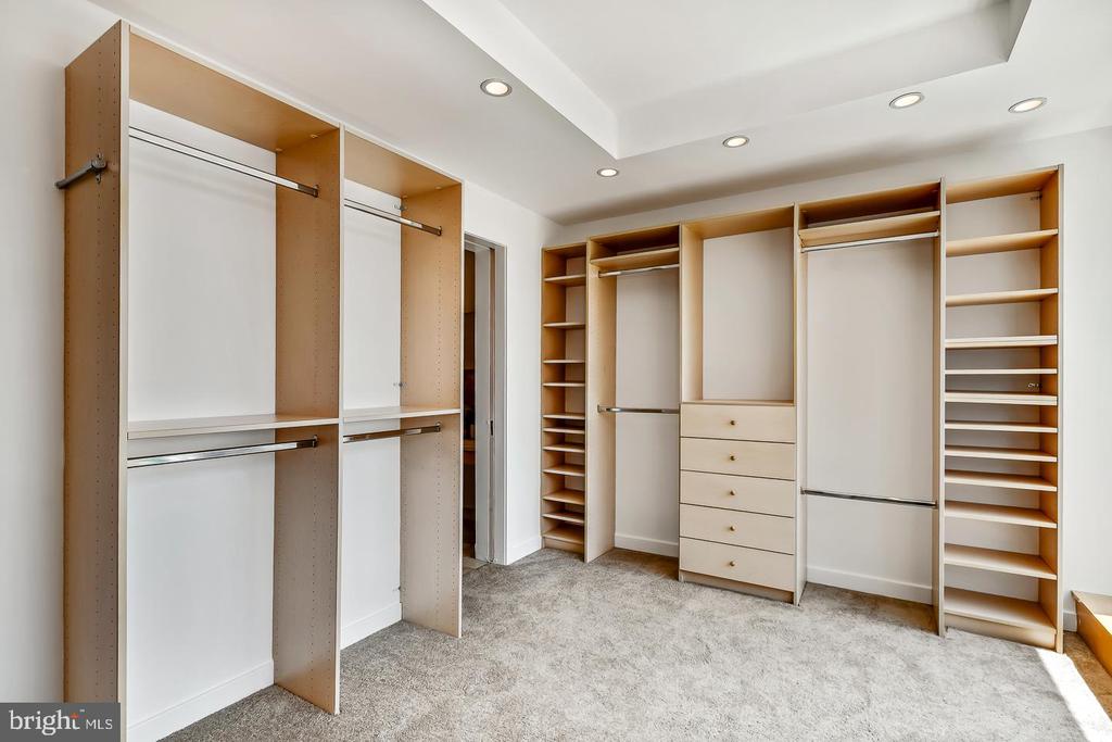 1820 RITTENHOUSE SQUARE Unit: 1601