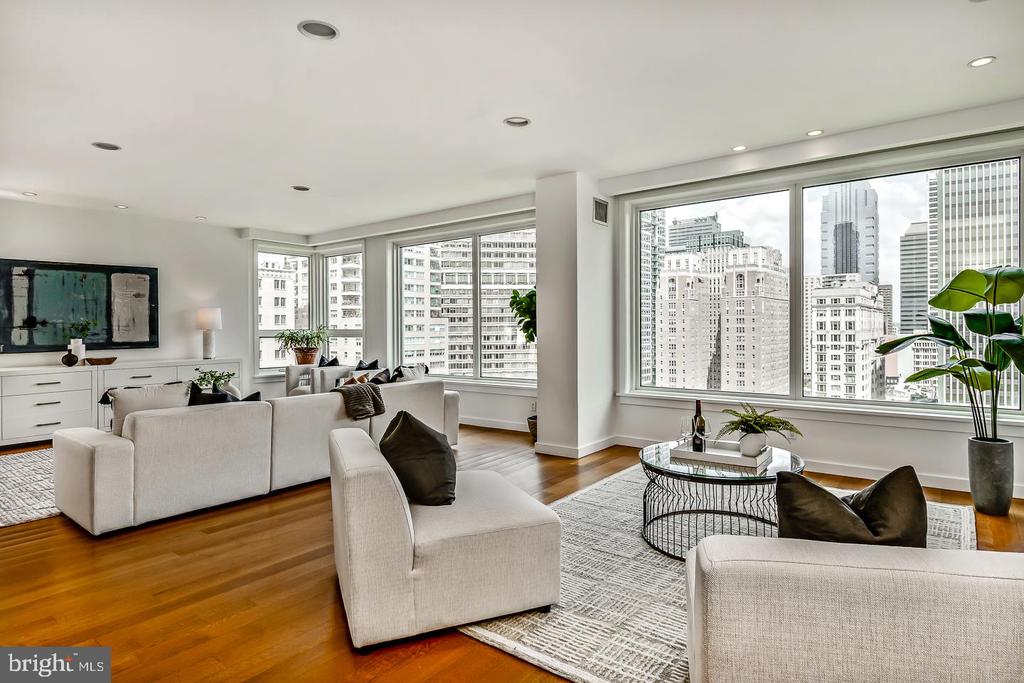 1820 RITTENHOUSE SQUARE Unit: 1601