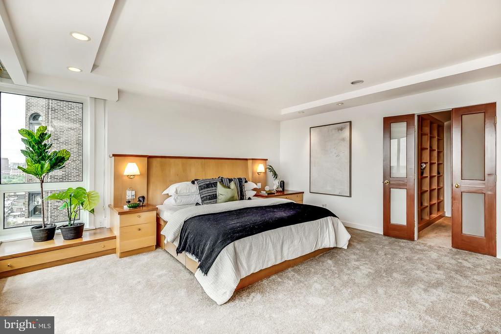 1820 RITTENHOUSE SQUARE Unit: 1601