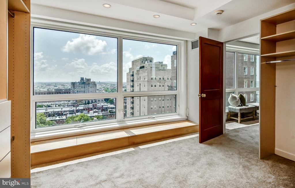 1820 RITTENHOUSE SQUARE Unit: 1601